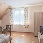 7 Bedroom Lovely In Пасым