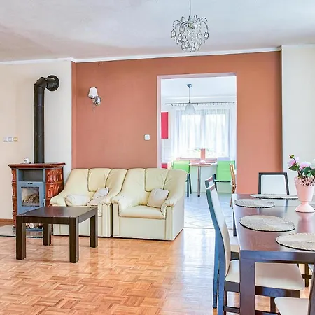 7 Bedroom Lovely In Ferienhaus